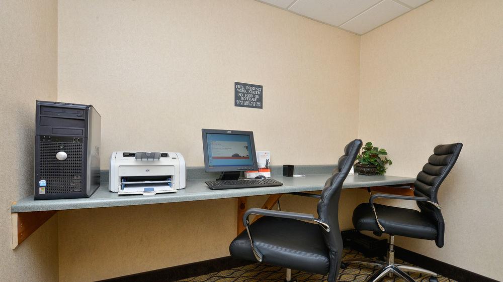 Holiday Inn Express Great Barrington By Ihg Екстер'єр фото