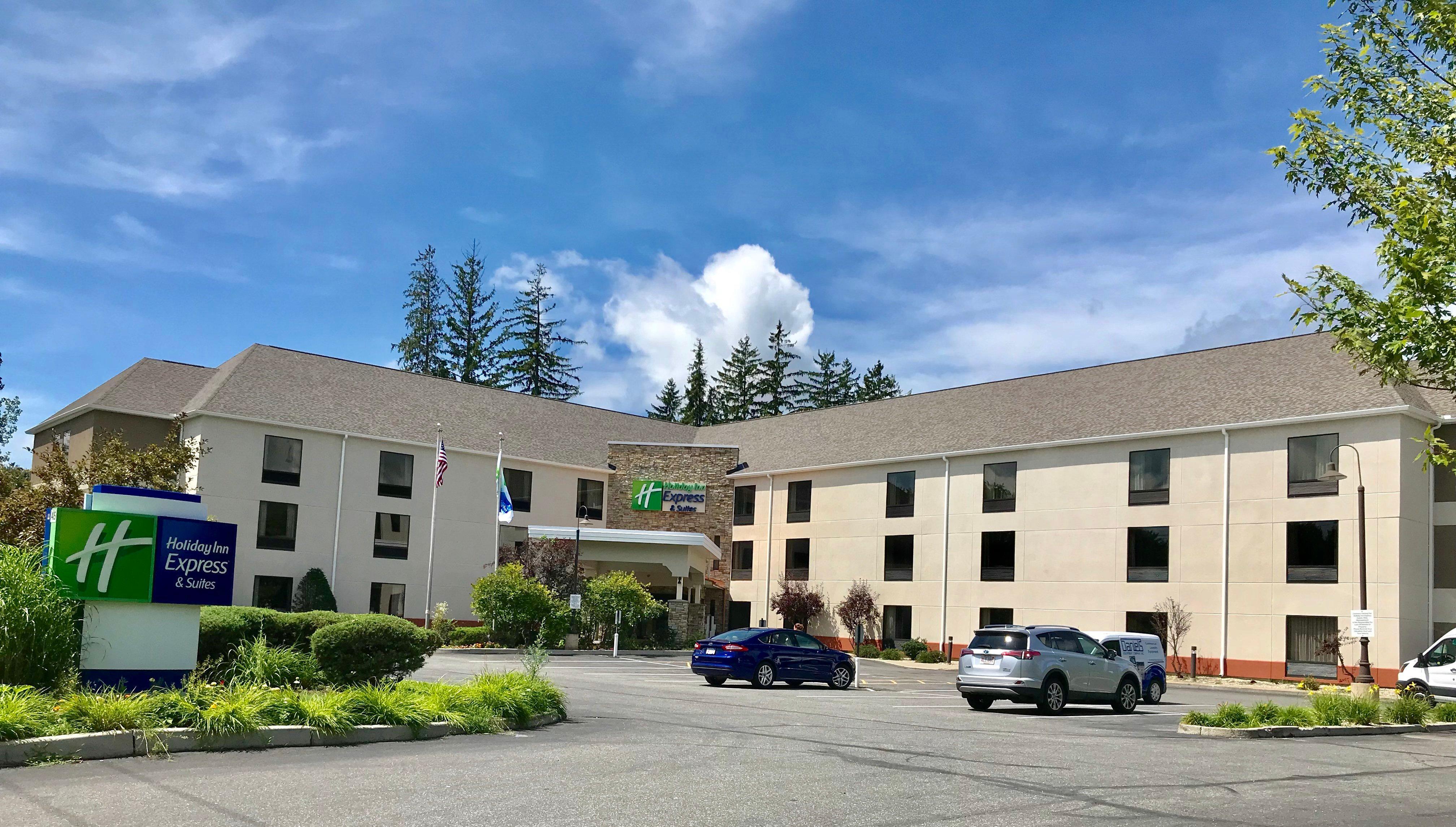 Holiday Inn Express Great Barrington By Ihg Екстер'єр фото