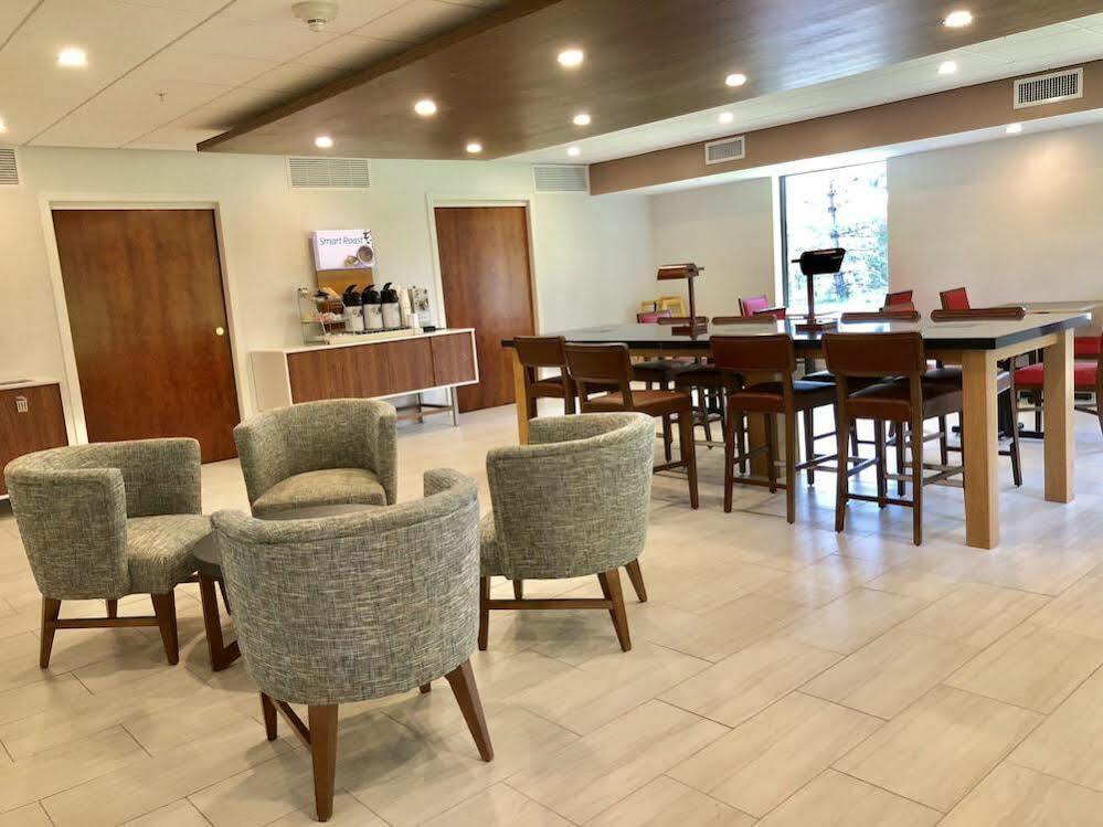 Holiday Inn Express Great Barrington By Ihg Екстер'єр фото